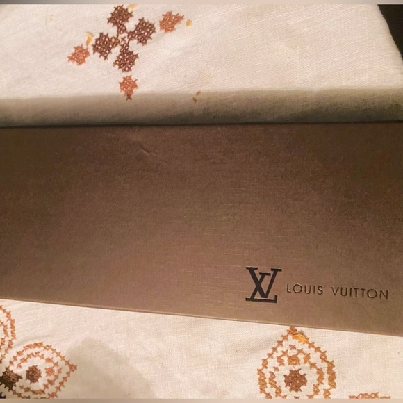Louis Vuitton silk tie - Picture 7 of 7